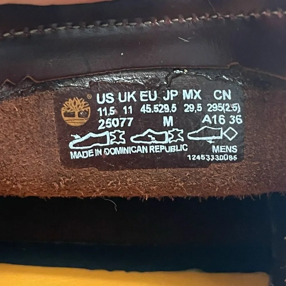 Timberland Men 11.5 M Boat Shoes Classic Brown Leather 25077